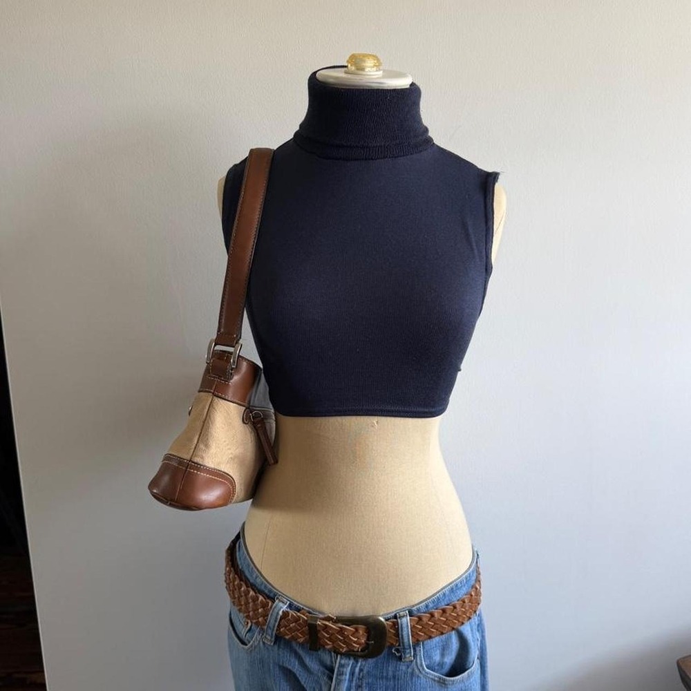 Vintage 2000's Outbrook navy blue cropped turtle neck sleeveless top